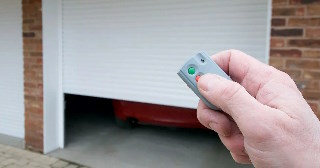 Купить автоматику для рулонных ворот Люберцы, цена от 2728 руб.